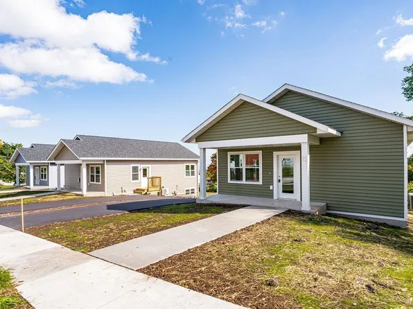 12 W 11th St, Duluth, MN 55806