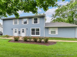 1601 Woodcutter Ln UNIT C, Wheaton, IL 60189