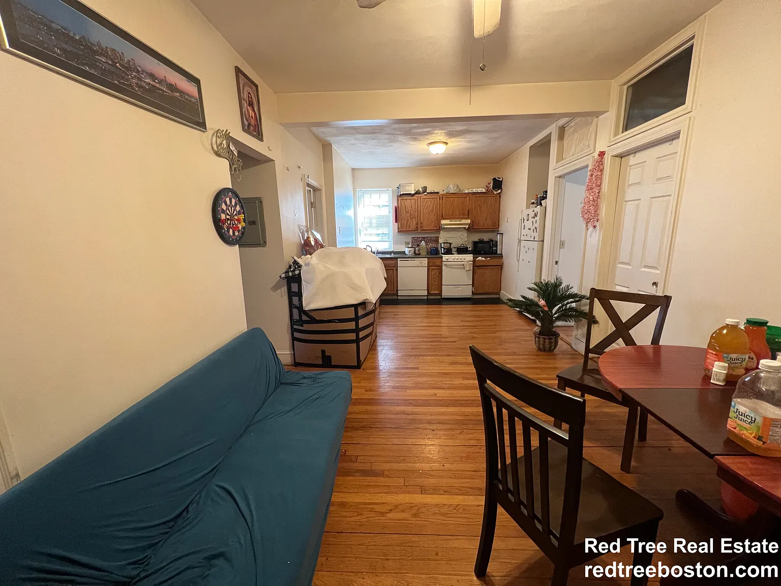 4 bed, 9999 sqft, $3,450 — Photo 3