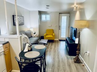 1421 F St NE, Washington, DC 20002