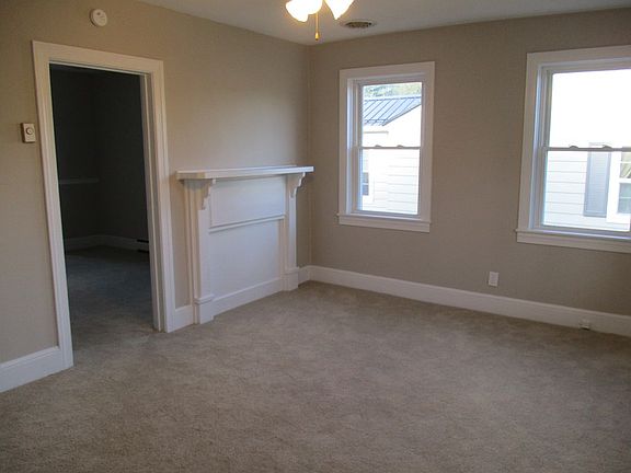 2nd image of 329 W Coyner Ave