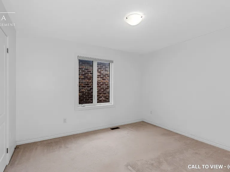 1252 Peelar Cres — Photo 19