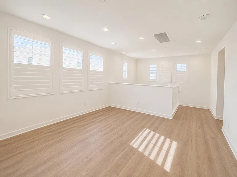 583 Townsend Way — Photo 18
