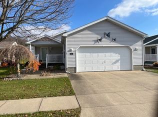 210 Polaris Dr, Dover, OH 44622