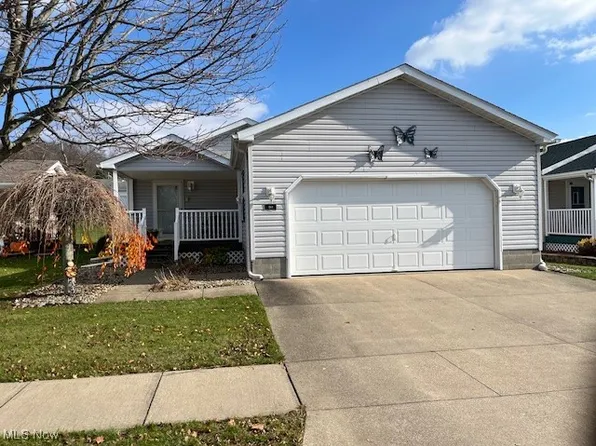 210 Polaris Dr, Dover, OH 44622