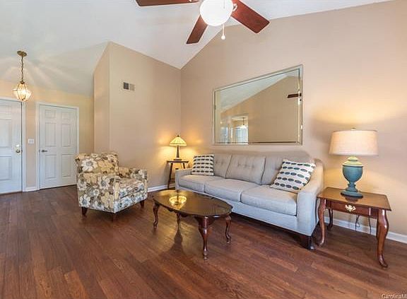 4th image of 7817 Davinci Ln #71