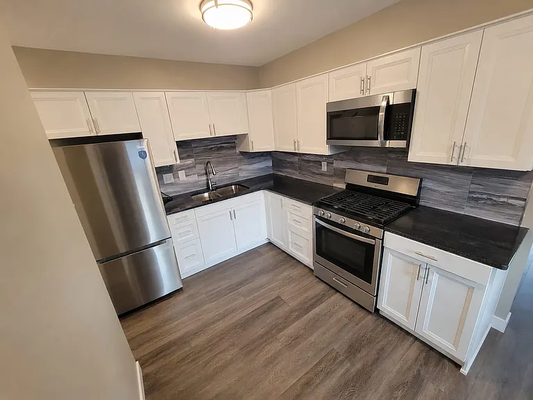 BRAND NEW KITCHEN - finished 8/26. Never used and ready to go! Enjoy being the first renter in this completely remodeled unit.