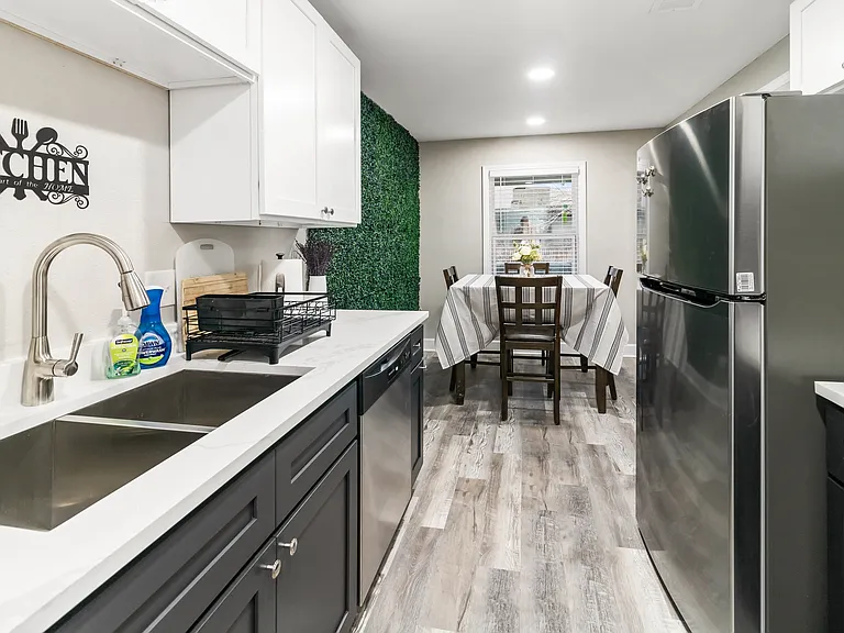 1005 Summer Court Cir #C — Photo 7