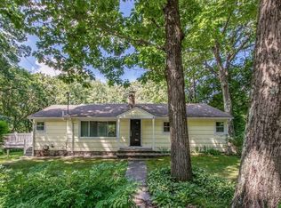 337 Wattaquadock Hill Rd, Bolton, MA 01740
