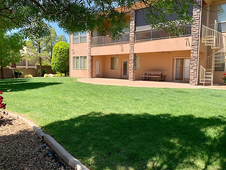 2276 E Greystone Dr — Photo 1