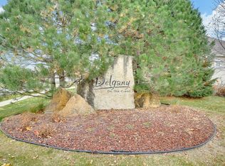 9781 Troy Ln N, Maple Grove, MN 55311