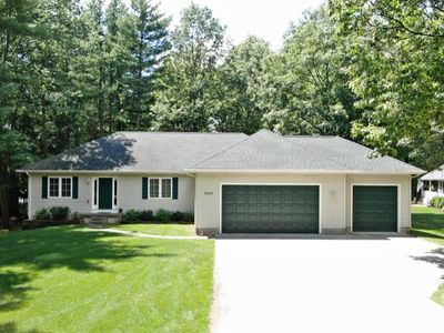 9087 Longview Dr, Stanwood, MI, 49346