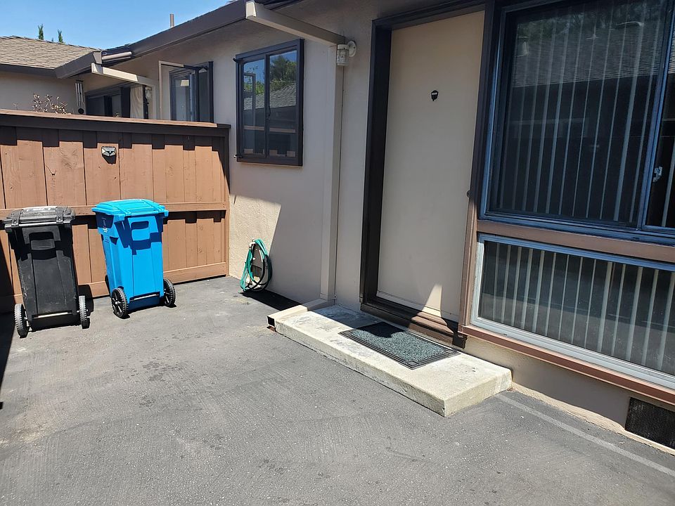 1st image of 1452 El Camino Real APT 3