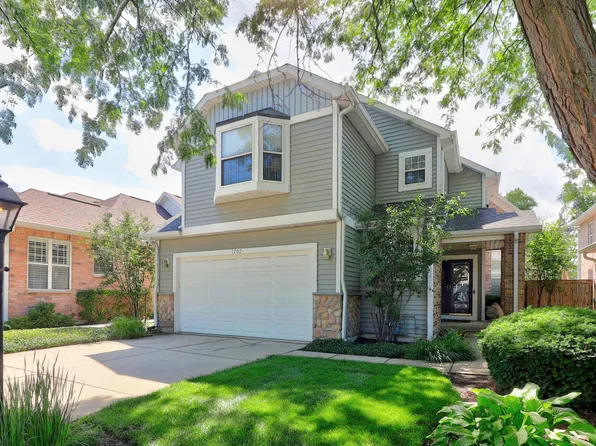 1702 Astor Ave, Villa Park, IL 60181