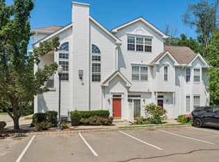 82 Hancock Dr, Morristown, NJ 07960