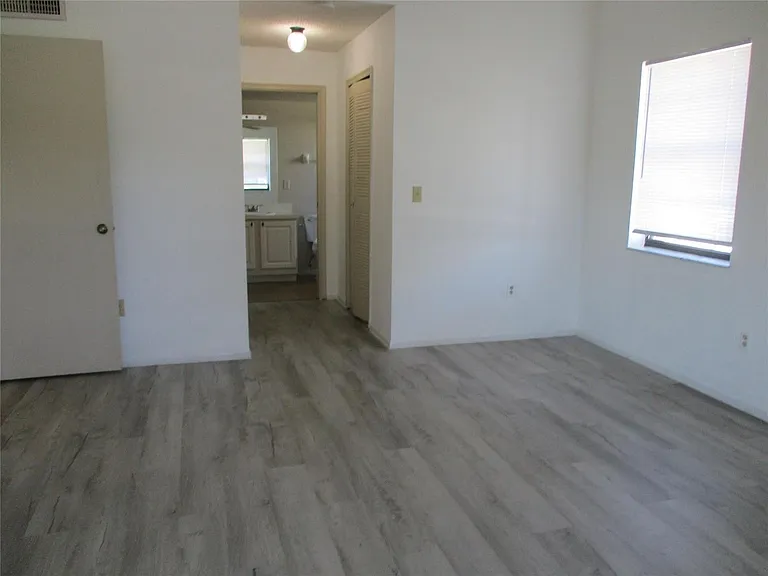 23442 SW 57th Ave #406 — Photo 15