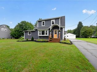 76 Renfrew St, Petitcodiac, NB E4Z4S9