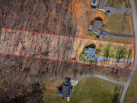 2nd image of 861 Cedar Branch Rd