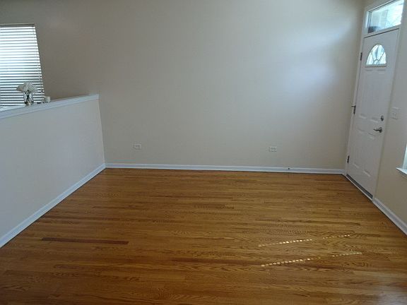 3rd image of 809 S Kedzie Ave #A