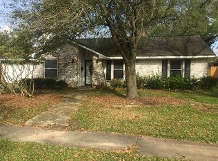 2103 Rose Rd, Pearland, TX 77581