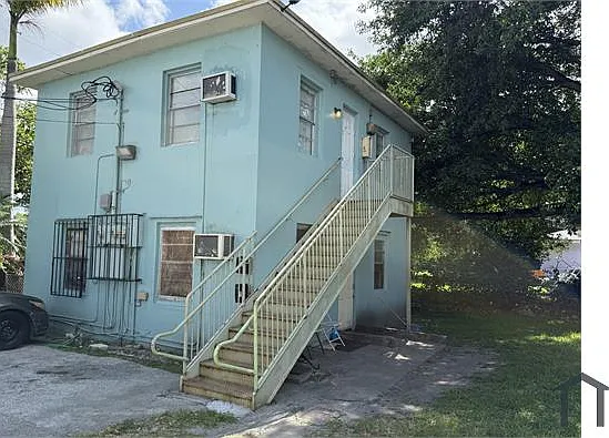8290 NW 4th Ave #2