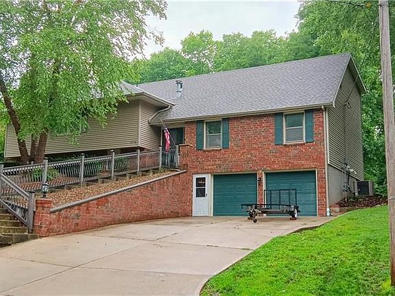 4th image of 2716 Olde Creek Ct