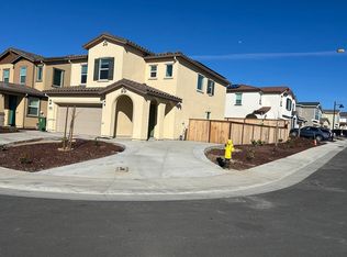 3196 Arbor View Dr, Folsom, CA 95630