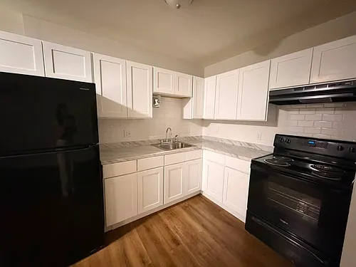 143 Sheffield Ave Photo 1