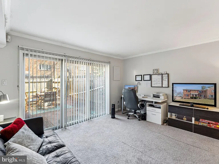 5805 Torington Dr #843 — Photo 21