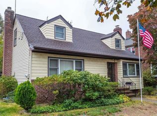 188 Beech St, Valley Stream, NY 11580