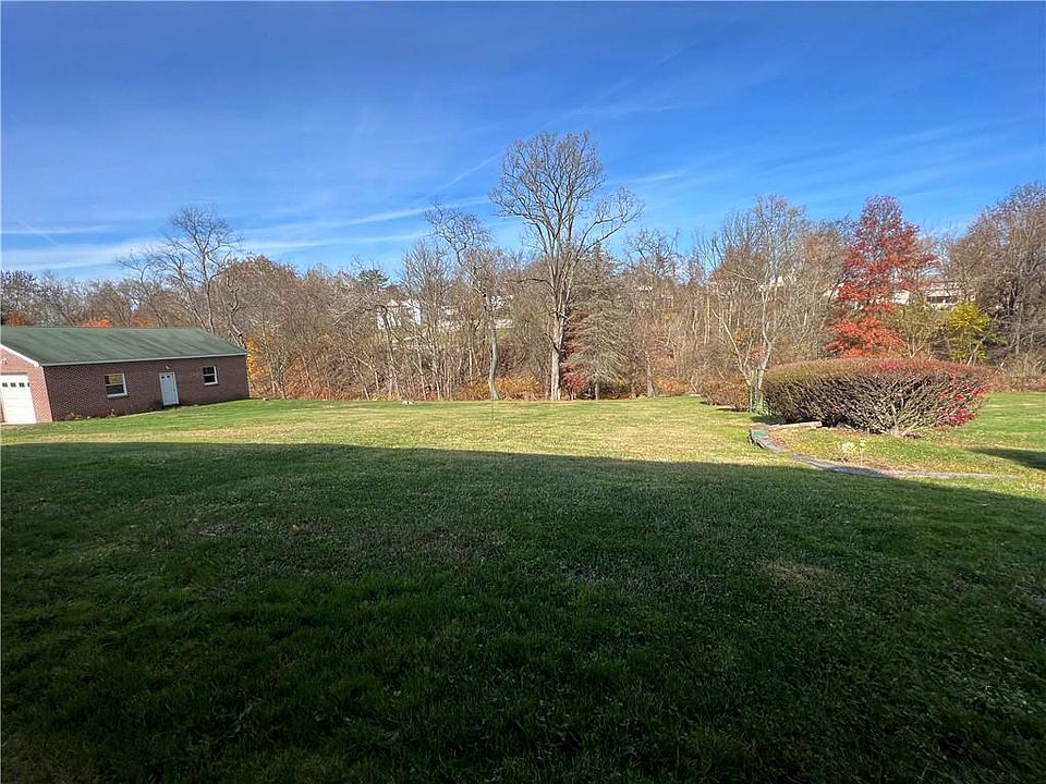 2nd image of 441 Trestle Rd