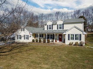 11 Springdale Rd, Hackettstown, NJ 07840