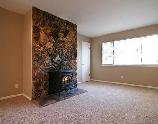 2nd image of 309 Cottonwood Ct