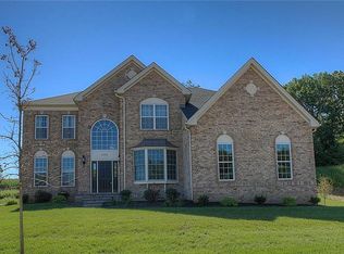 6336 Blue Belle Dr, Center Valley, PA 18034