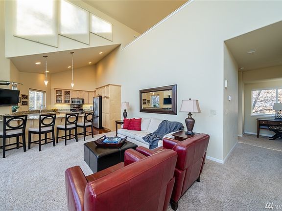 4th image of 103 N Park St #511