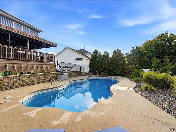 5th image of 21 Sunset Creek Dr
