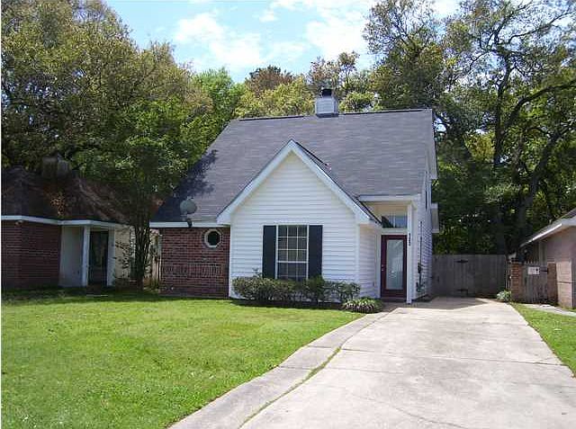 1st image of 103 Darlene Dr