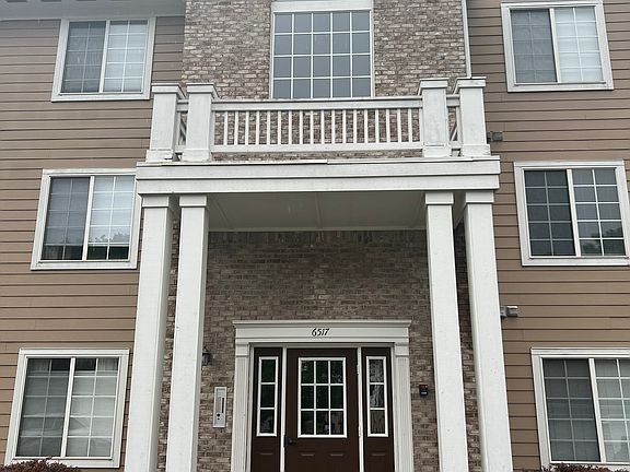 3rd image of 6517 Emerald Hill Ct APT 207