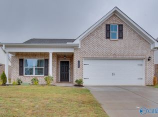 128 Mill View Dr, New Market, AL 35761