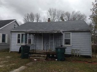 2003 E 17th St, Muncie, IN 47302