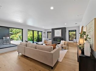 8300 Hathaway Dr, Austin, TX 78757
