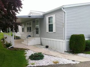 442 Daisy Dr, New Providence, PA 17560