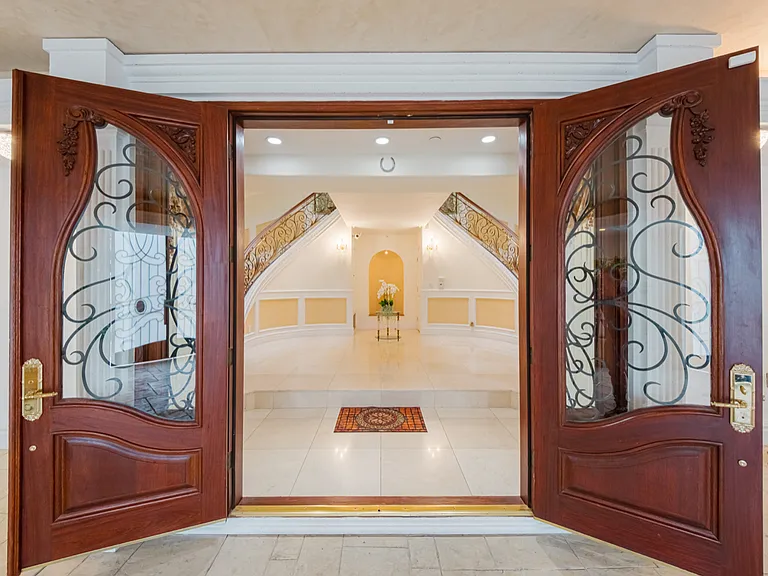 1455 N Robmar Dr — Photo 36