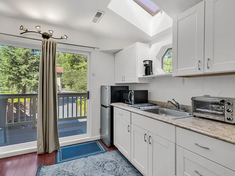 399 Old Mill Pond Rd #2 — Photo 28