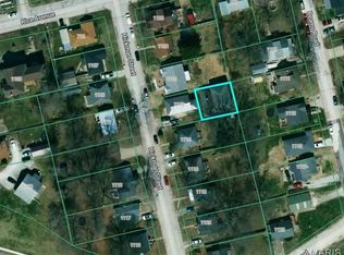 1112 1/2 Hickam St, Boonville, MO 65233