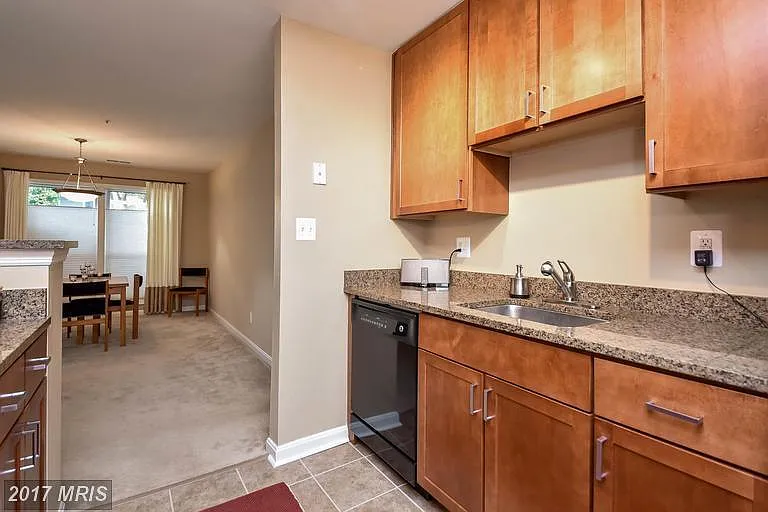 3178 Summit Square Dr #A1 — Photo 6