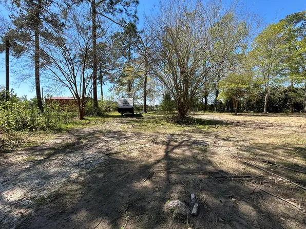 7959 Old Valdosta Rd N, Hahira, GA 31632