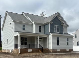 704 Dare Rd, Yorktown, VA 23692