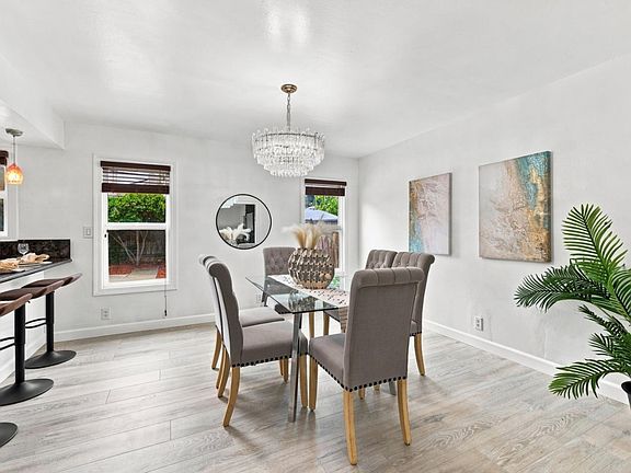 4th image of 3381 Calvin Ave