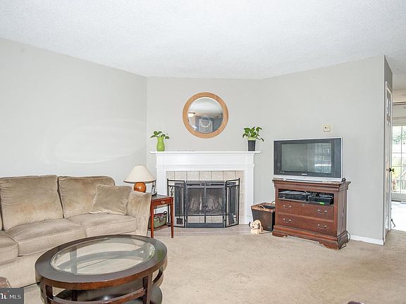 2nd image of 6557 Old Carriage Ln